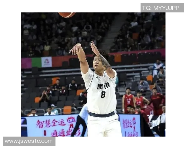 全运会篮球精彩对决辽宁队迎战天津队争夺晋级资格